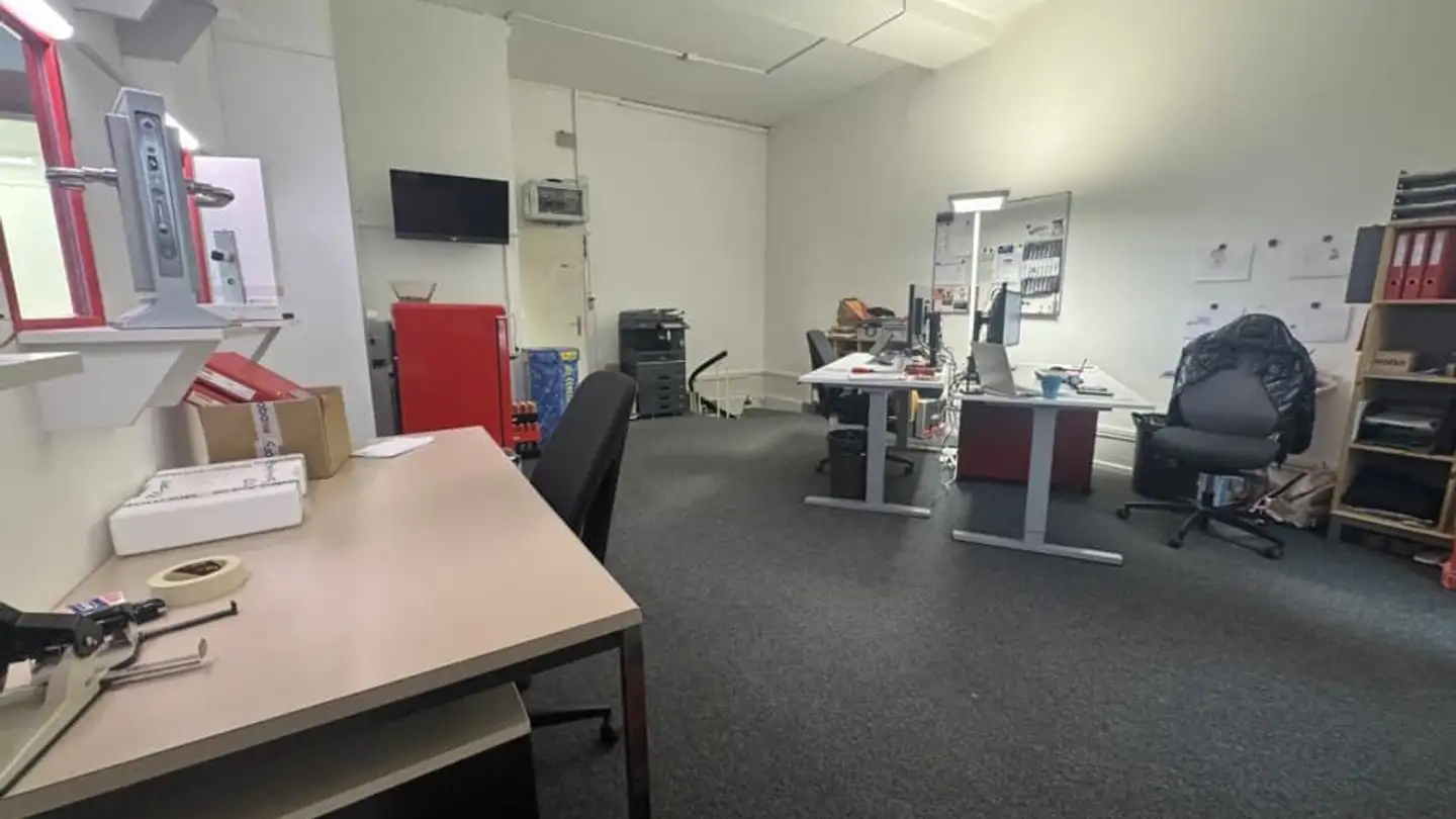 Commercial for rent - Rue Centrale / Zentralstrasse 99, 2503 Biel/Bienne - Photo 3