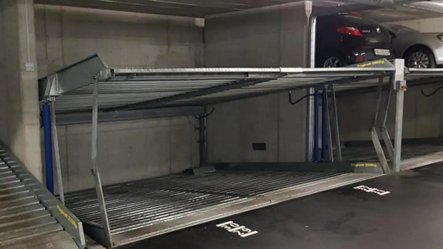 Single garage for rent - 5400 Baden