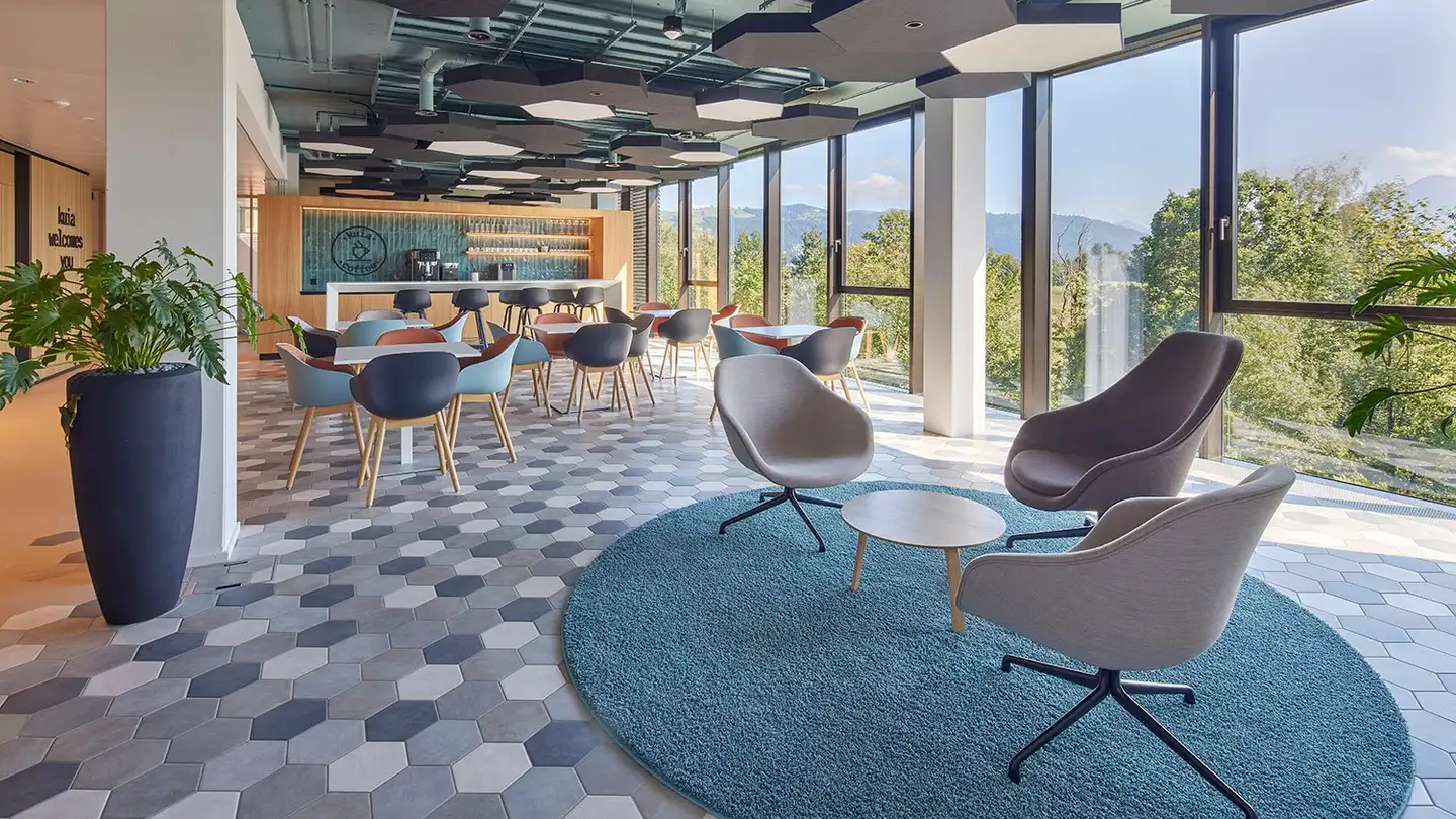 Spazio ufficio in affitto - Hinterbergstrasse 16, 6312 Steinhausen