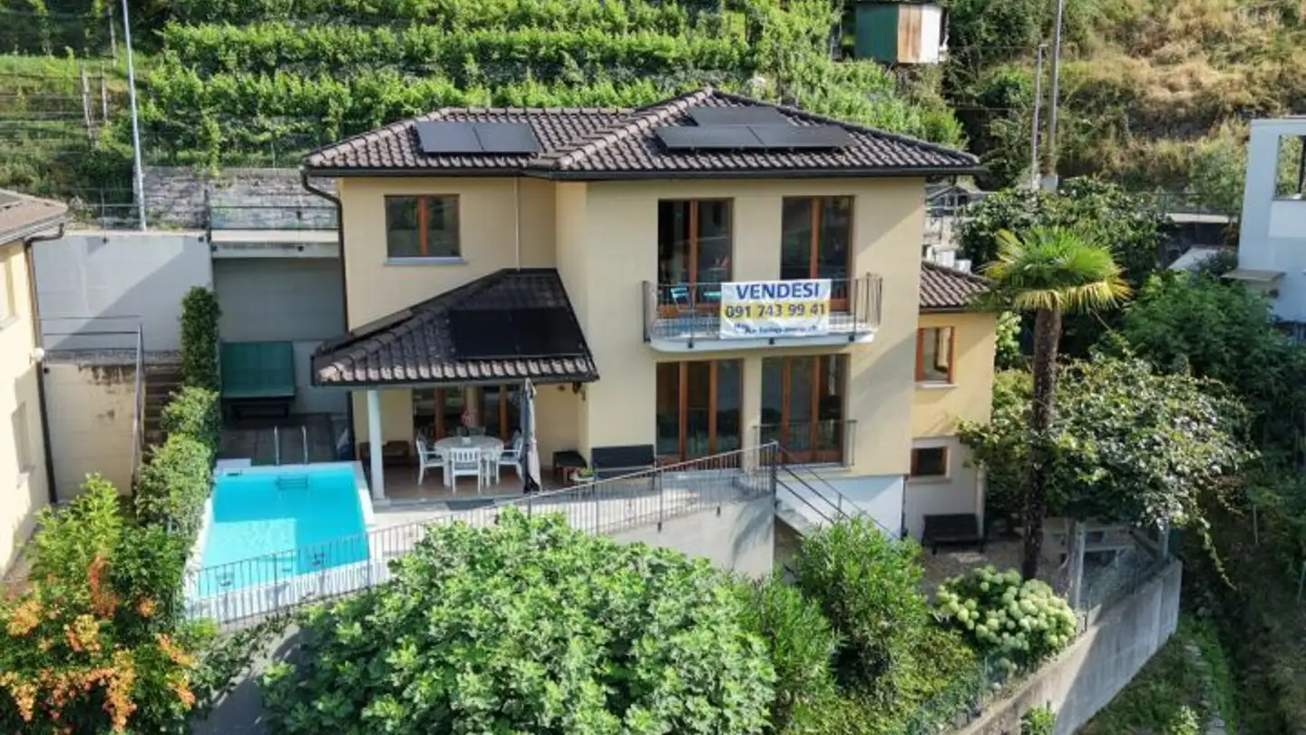 Einfamilienhaus kaufen - Via Sciarana, 6516 Cugnasco