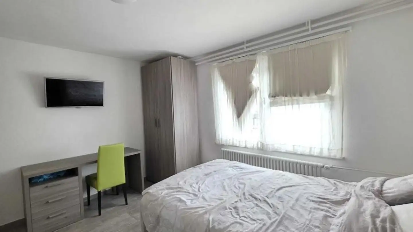 Zimmer mieten - Rue de la Maigroge 12, 2072 St-Blaise - Foto 2