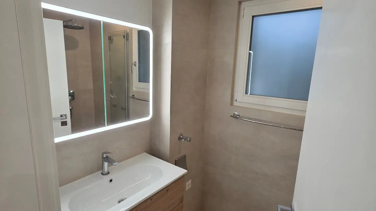 Wohnung mieten - Churfirstenstrasse 2, 8304 Wallisellen - Foto 3