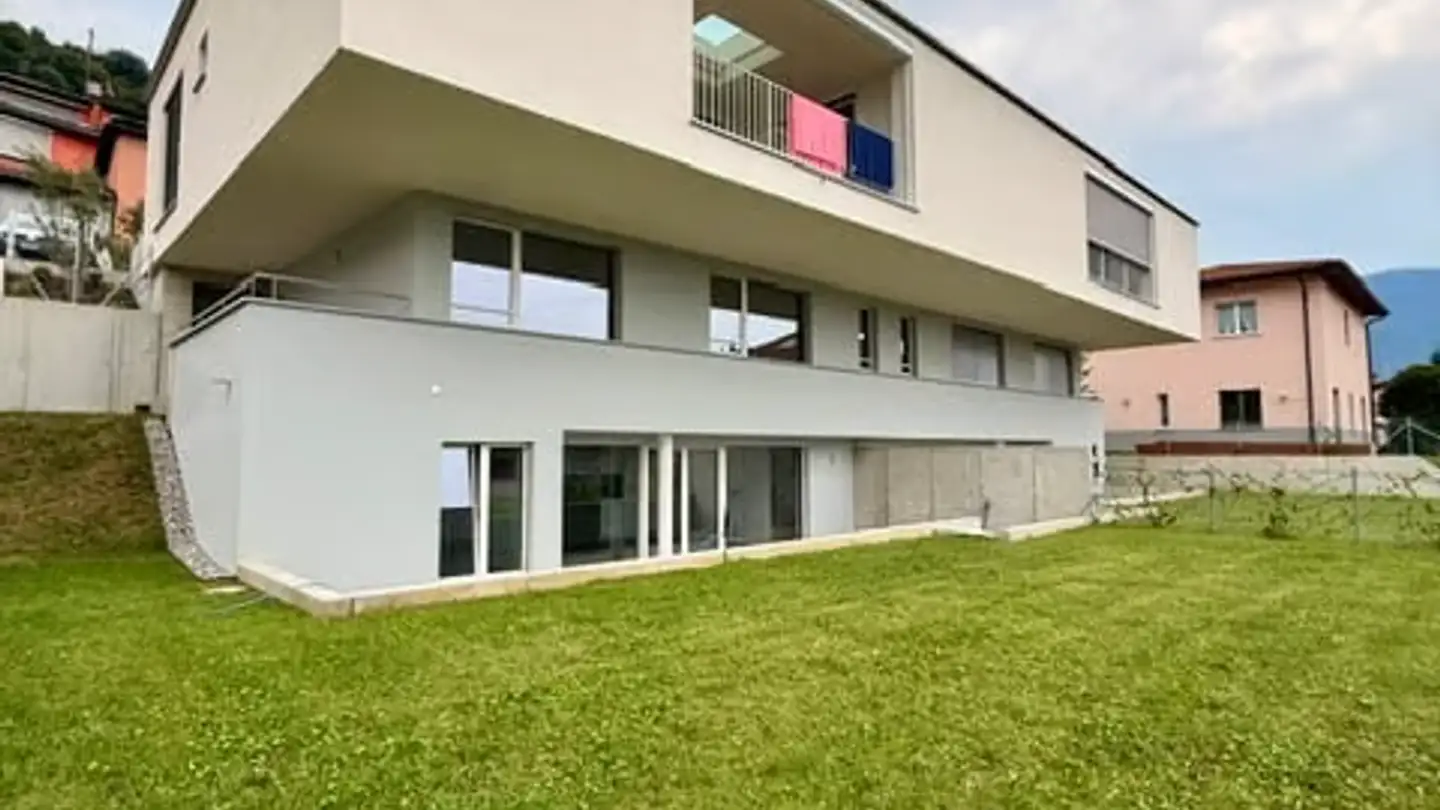 Duplex for sale - In Déca 3, 6950 Tesserete