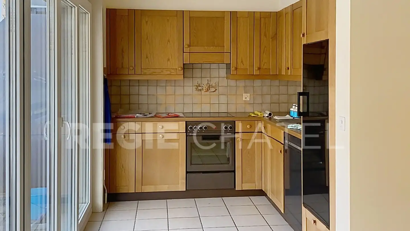 Apartment for rent - Route Des Pléiades, 1618 Châtel-St-Denis - Photo 3