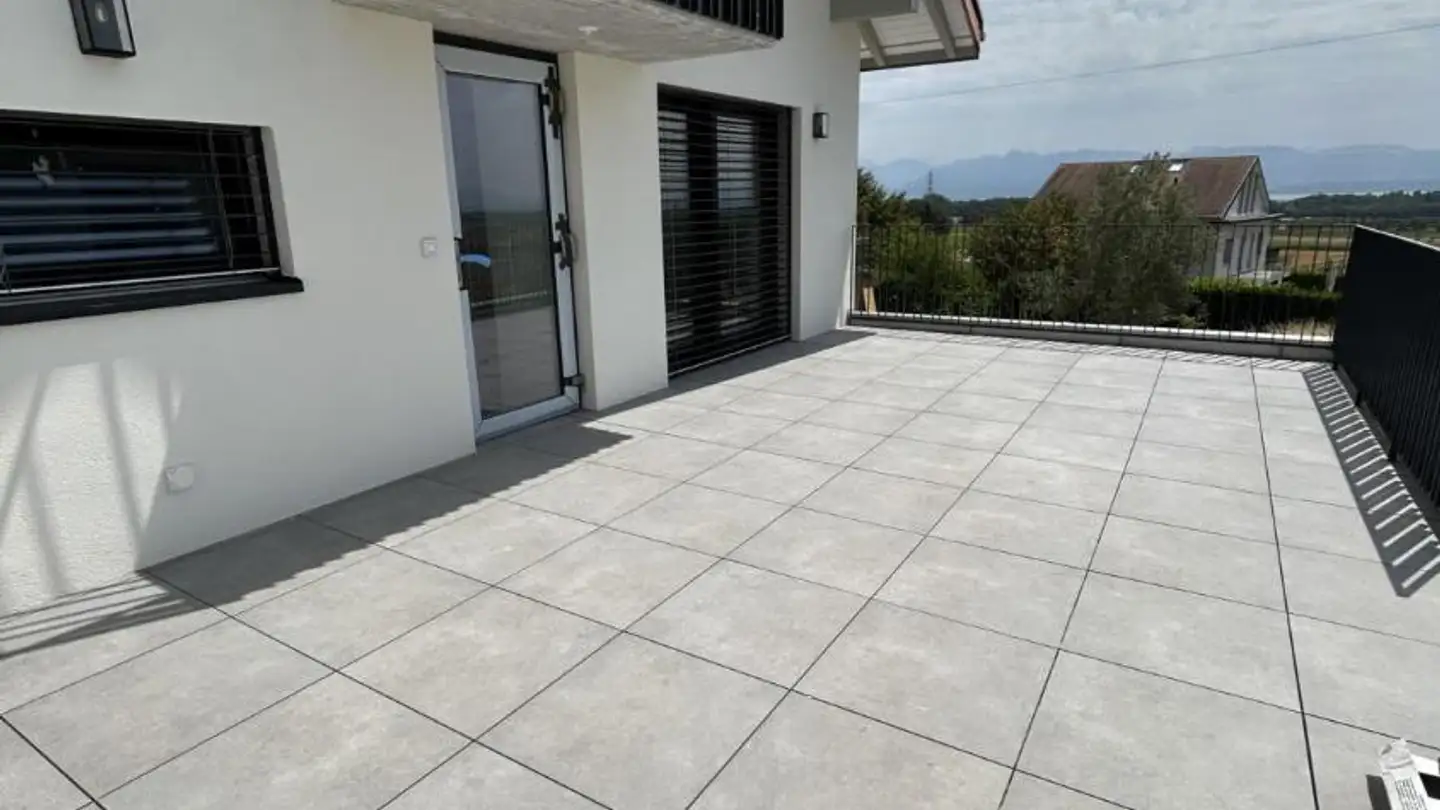 Appartamento a gradini in affitto - 1183 Bursins