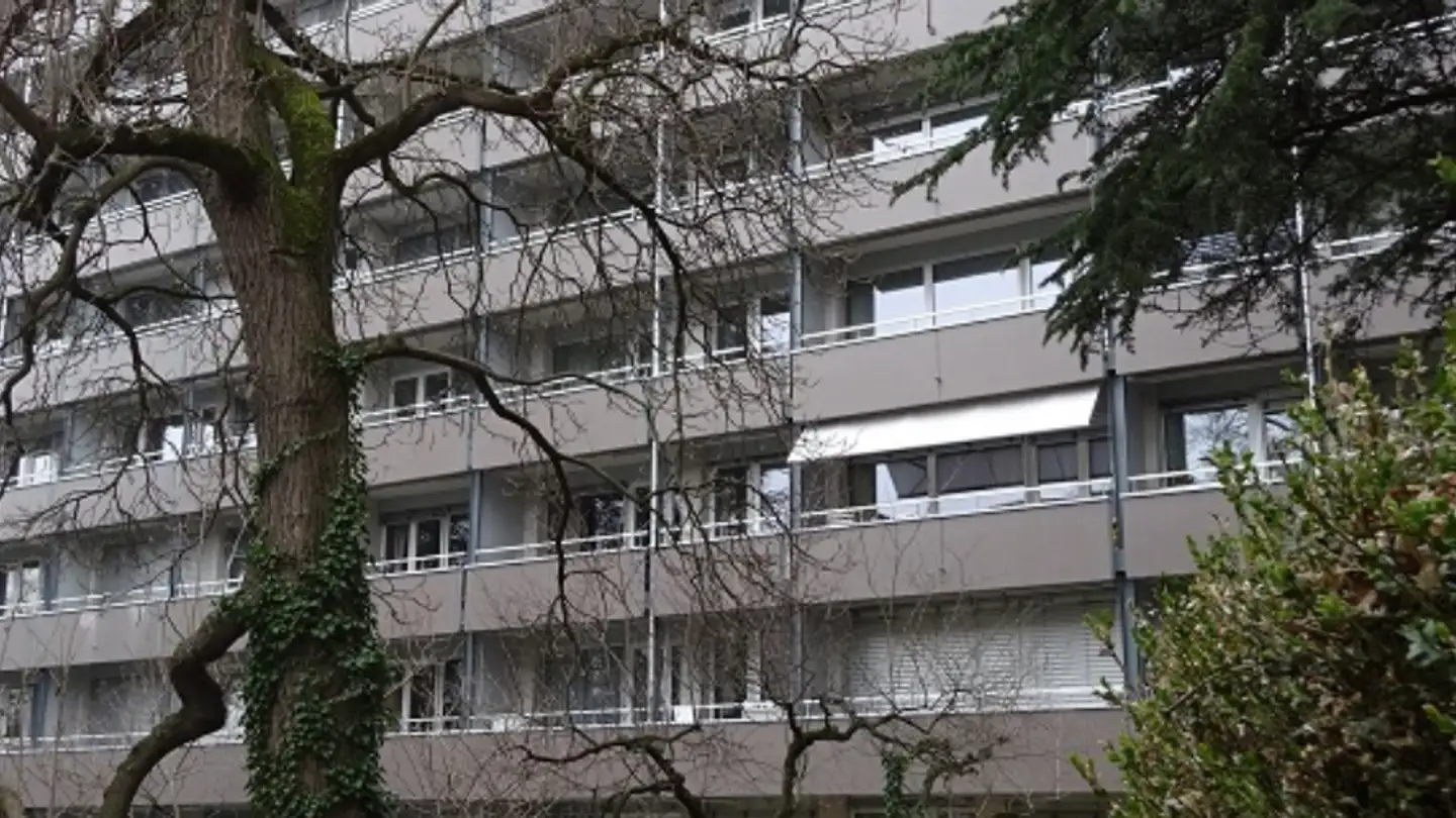 Place de parking souterraine à louer - Avenue De Champel 18, 1206 Genève
