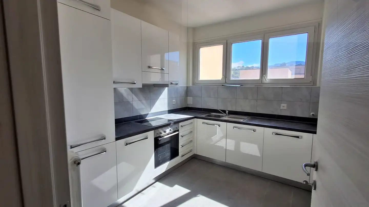 Appartement à louer - Via Pietro E Luisita Chiesa 5, 6830 Chiasso - Photo 4