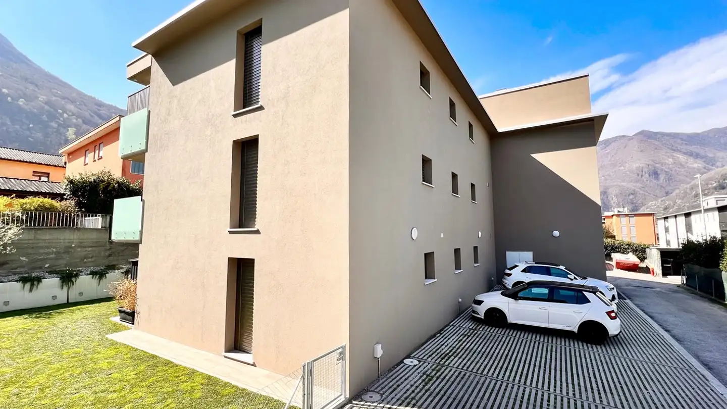 Immeuble mixte à vendre - 6517 Arbedo - Photo 3