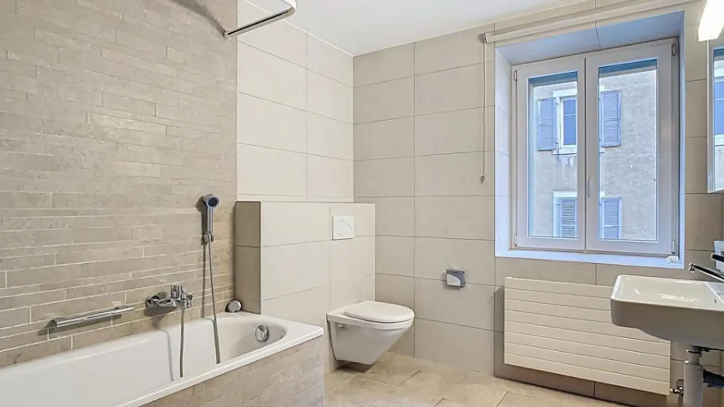 Wohnung mieten - Avenue Léopold-Robert 84, 2300 La Chaux-de-Fonds - Foto 3