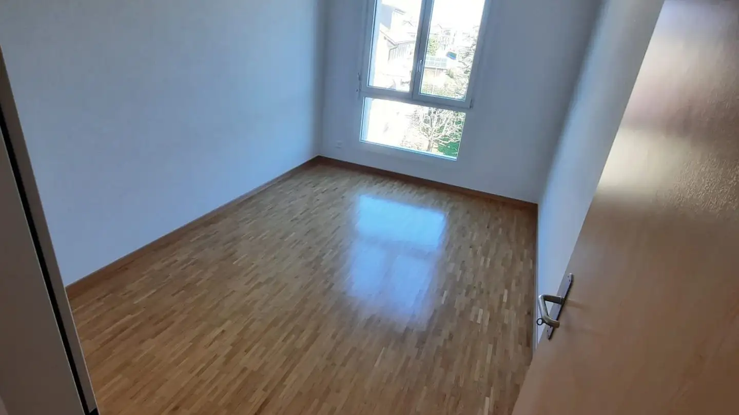 Apartment for rent - Rue De Graveline 4, 1400 Yverdon-les-Bains - Photo 2