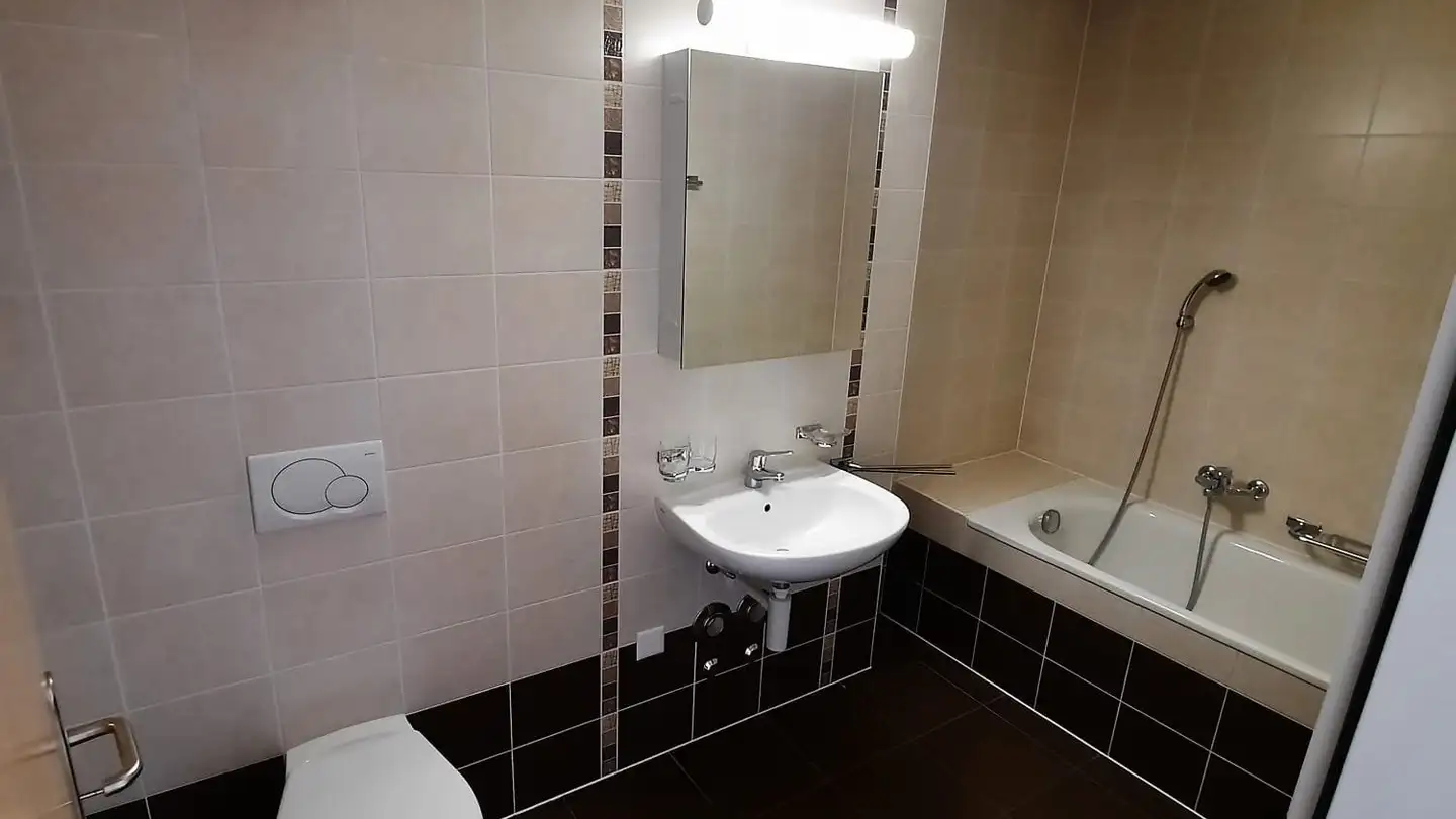 Apartment for rent - Rue De Graveline 4, 1400 Yverdon-les-Bains - Photo 4
