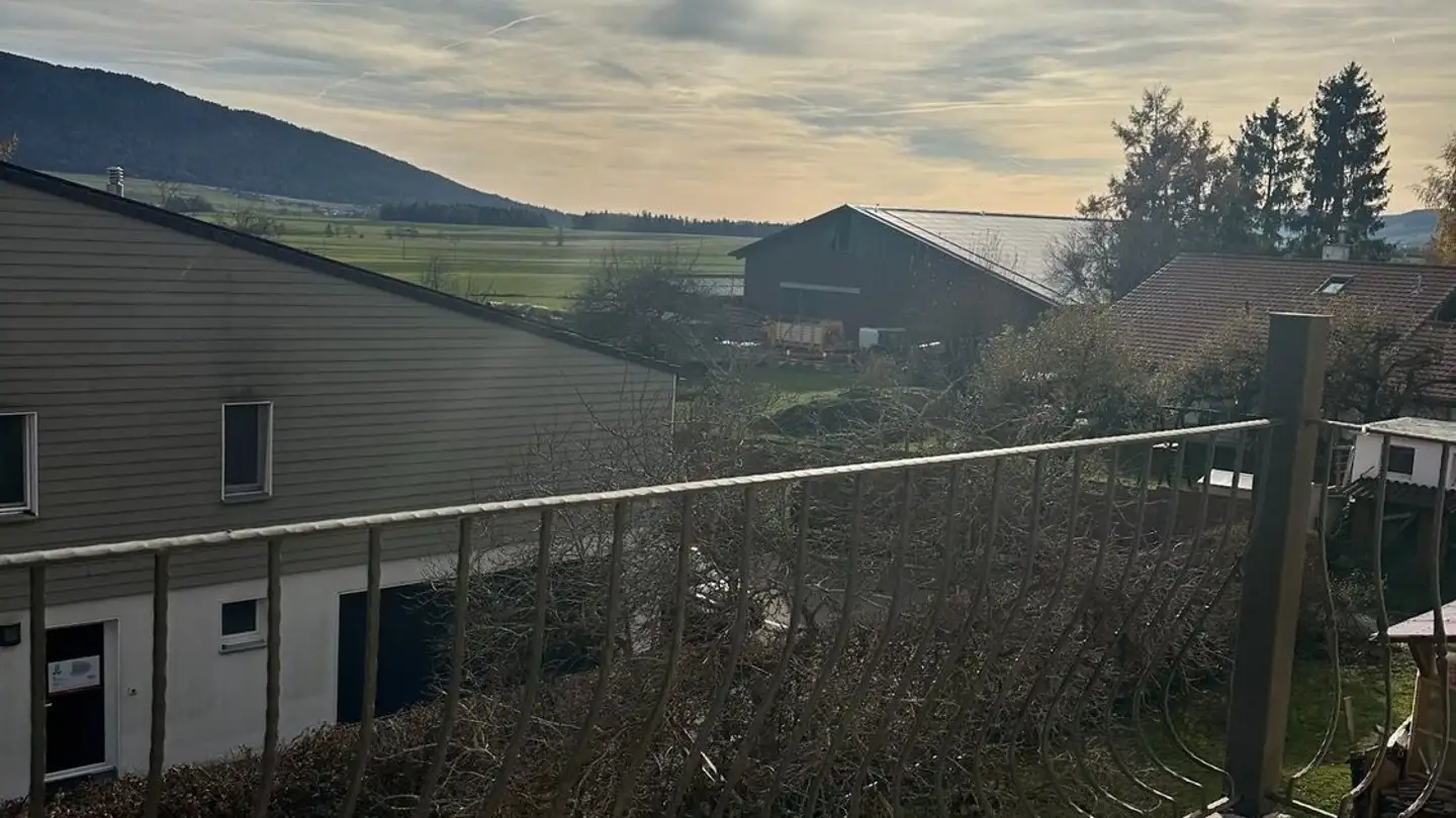 Wohnung mieten - Grand-Rue 74, 2054 Chézard-St-Martin - Foto 2