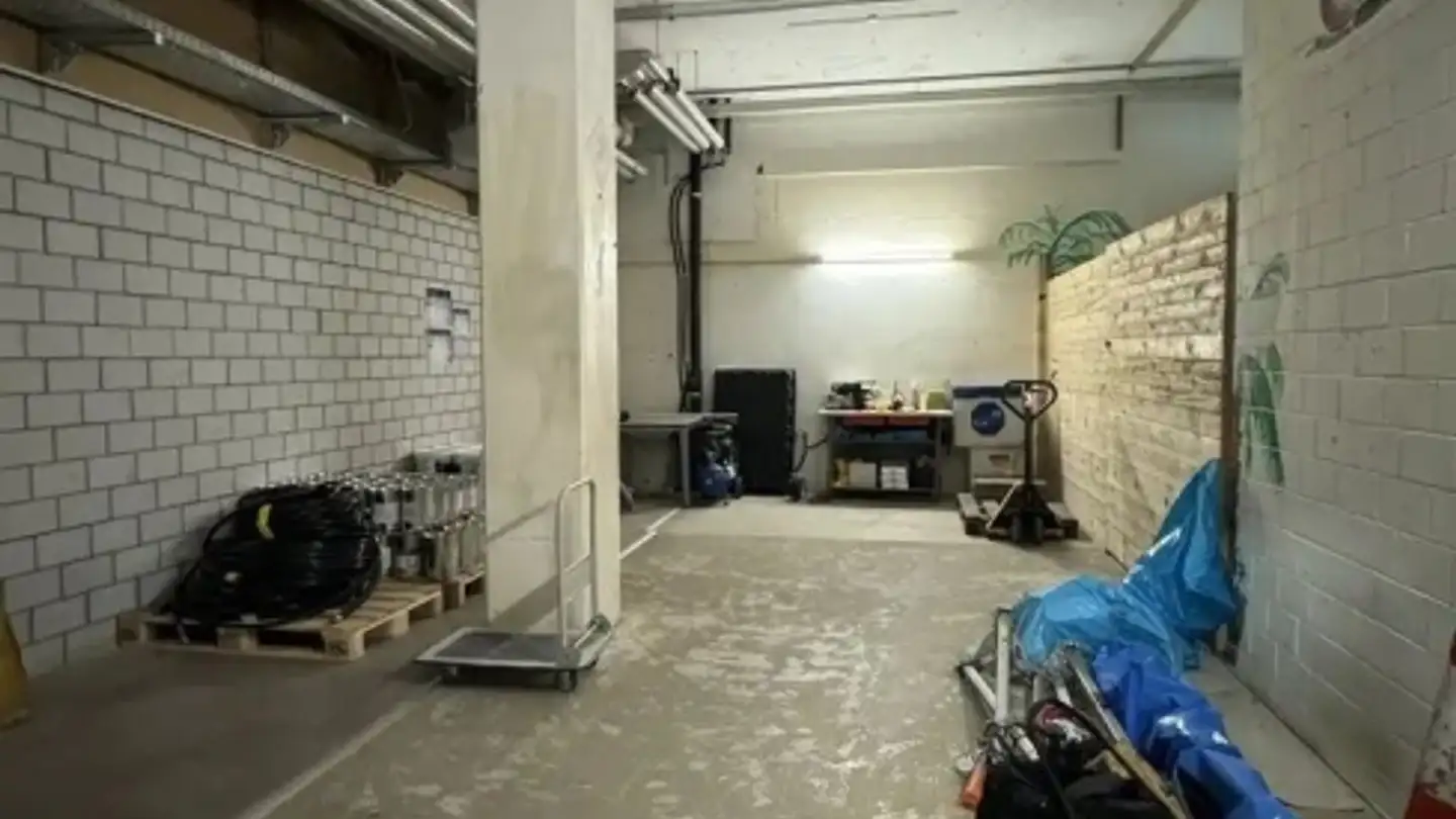 Bureau à louer - Schlosstalstrasse 210, 8408 Winterthur