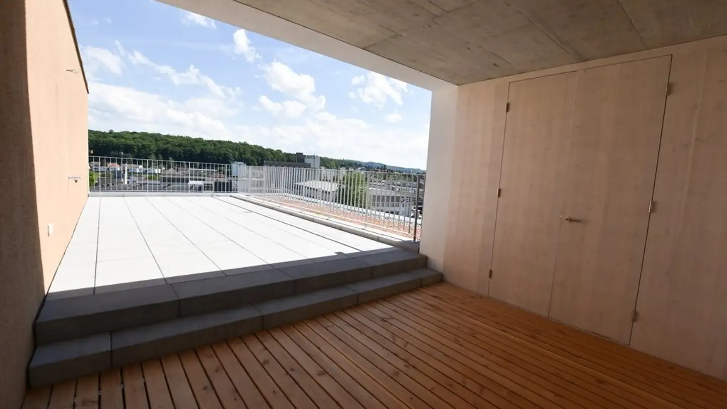 Attique à louer - Rue Jakob-Stämpfli / Jakob-Stämpfli-Strasse 112b, 2502 Biel/Bienne