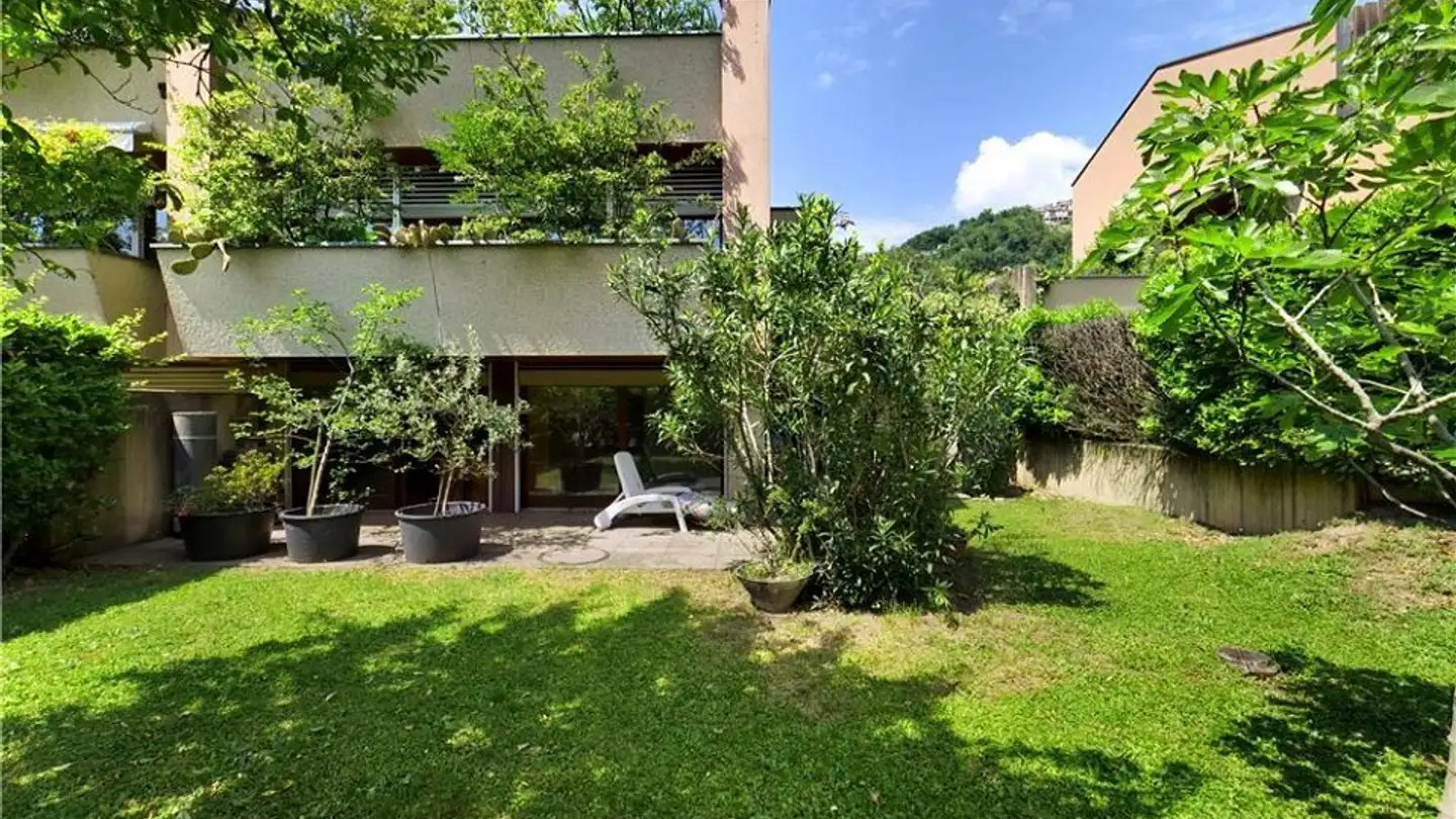 Row house for sale - 6818 Melano - Photo 3