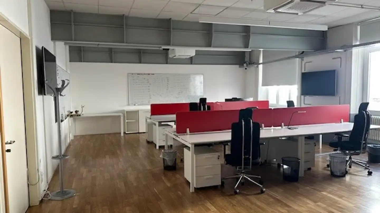 Office space for rent - Via Giuseppe Corti, 6828 Balerna