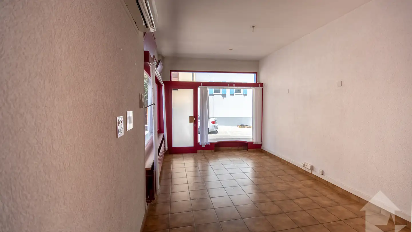 Commercial à vendre - 1926 Fully - Photo 3