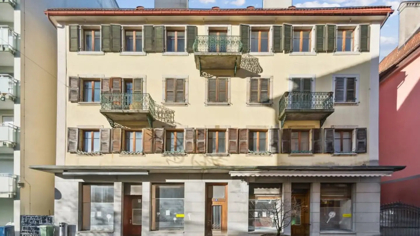 Residential building for sale - 2300 La Chaux-de-Fonds - Photo 2