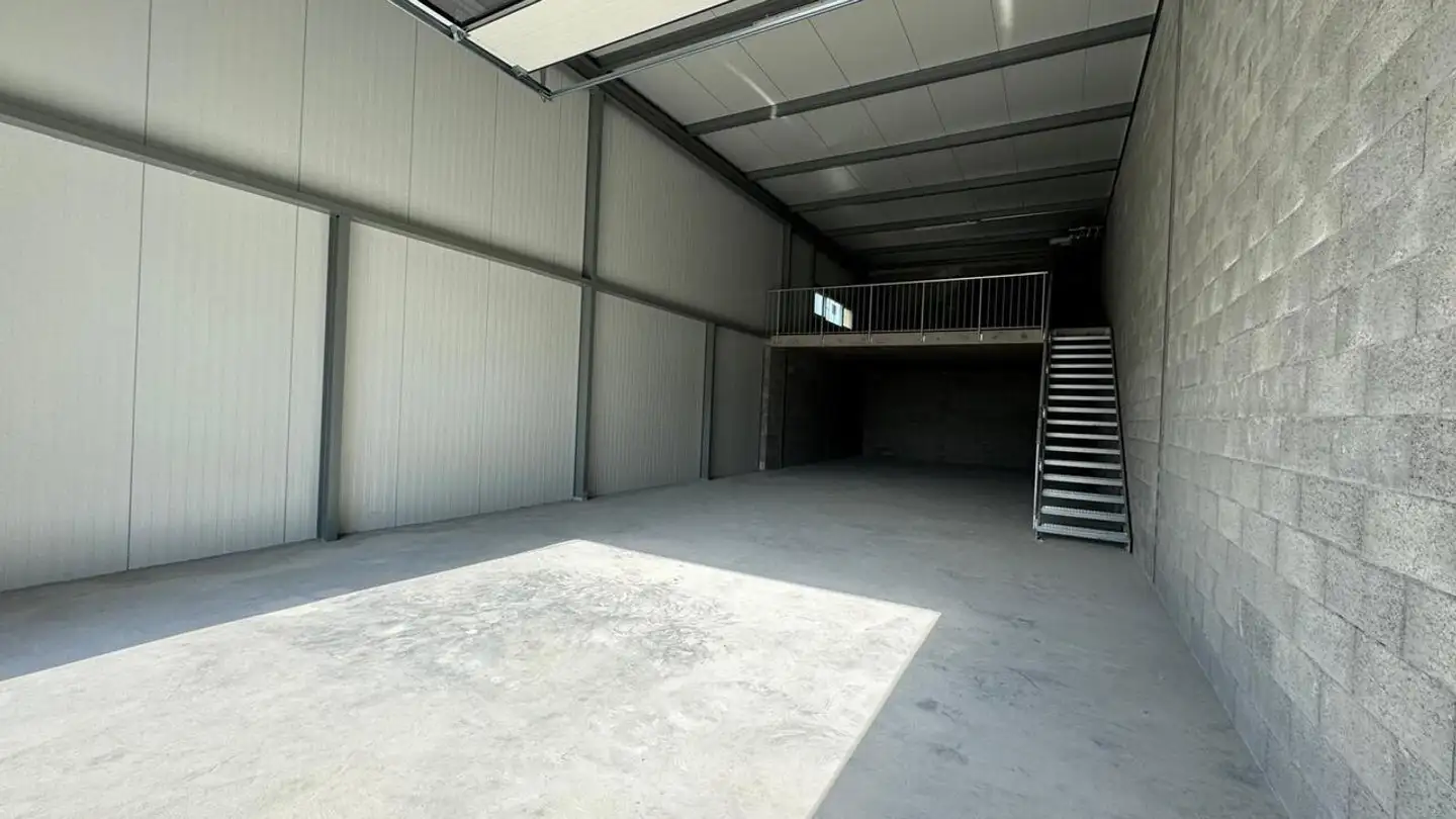Storage space for rent - 1907 Saxon