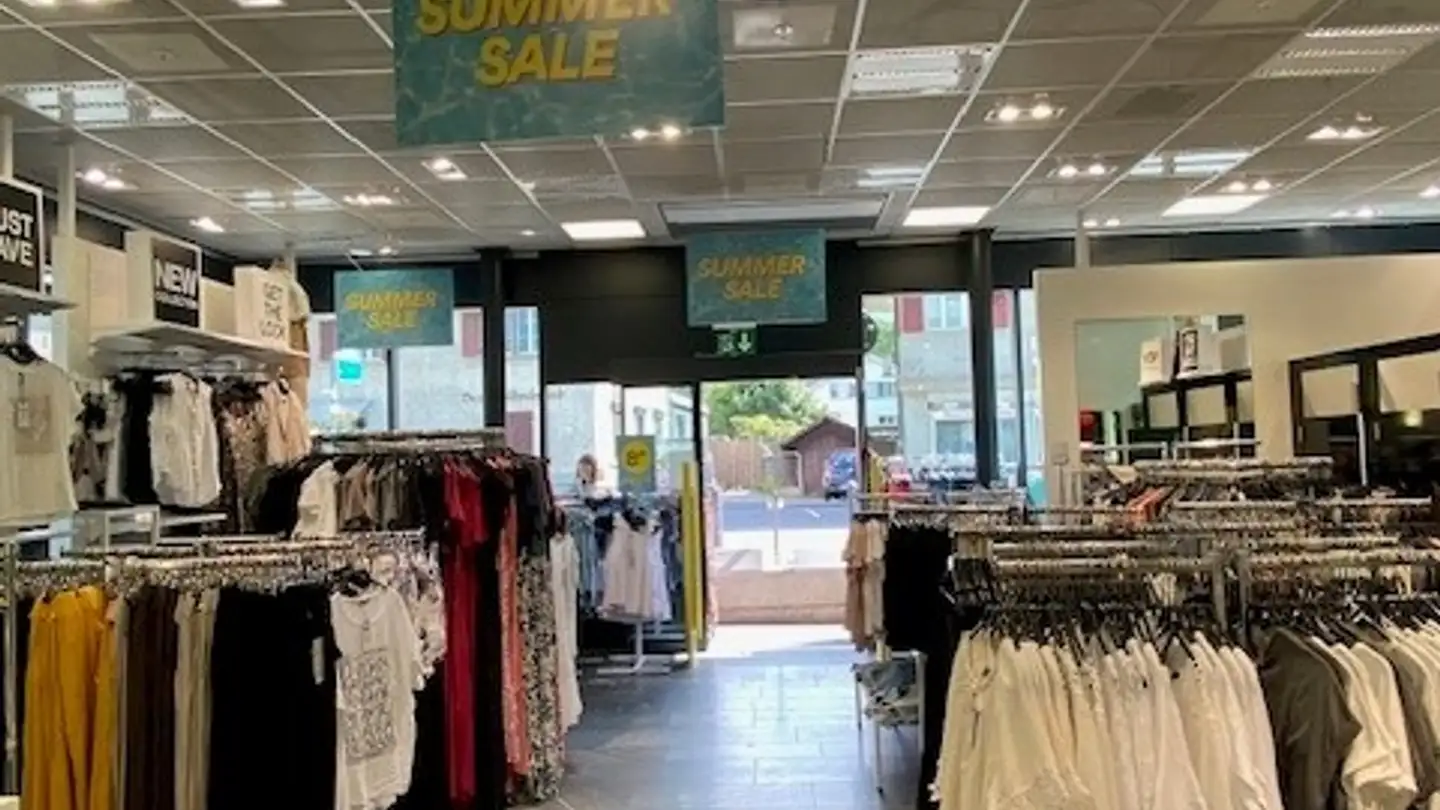 Negozio in affitto - Dorfstrasse 11, 3661 Uetendorf - Photo 3