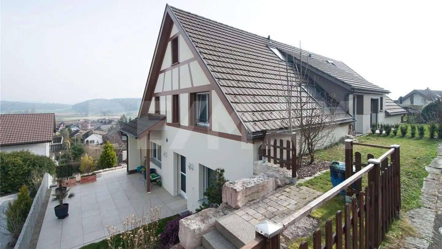 Casa bifamiliare in vendita - 8173 Neerach