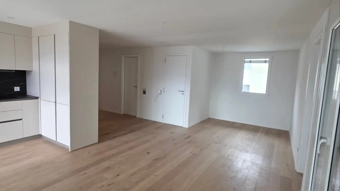 Appartement à louer - 6517 Arbedo - Photo 2