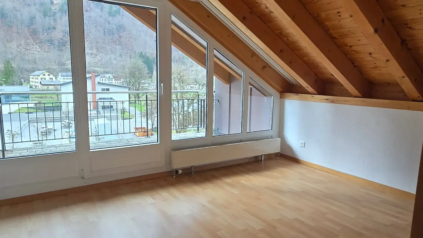 Apartment for rent - Schulhausstrasse 3, 8783 Linthal - Photo 4