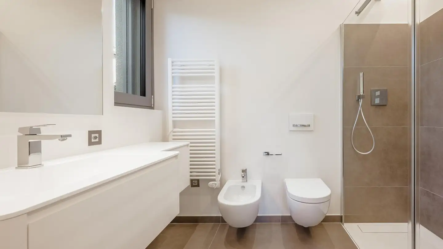 Appartement en terrasse à louer - 6949 Comano - Photo 3
