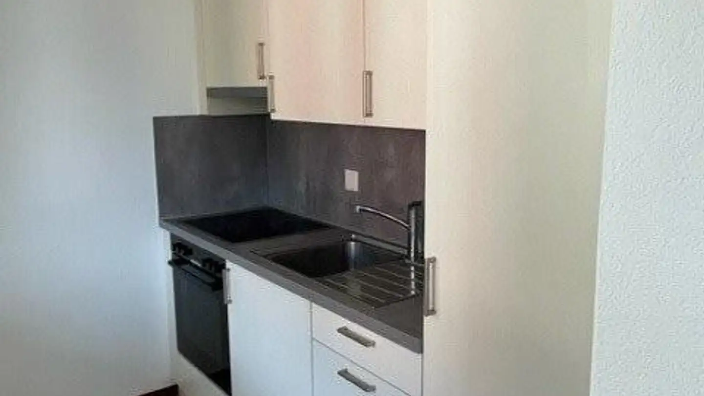 Apartment for rent - Al Triulzi 3, 6535 Roveredo GR - Photo 2