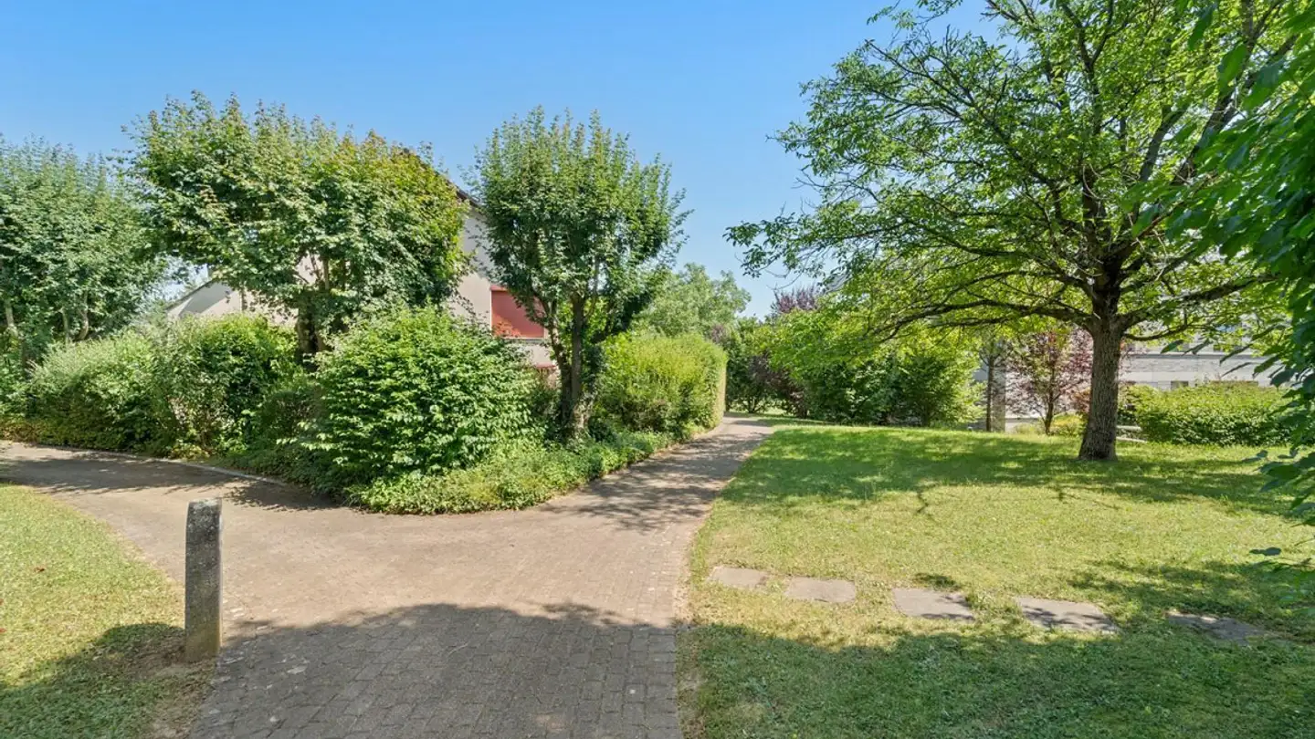 Attic flat for sale - Im Kirschgarten 31, 4102 Binningen - Photo 2