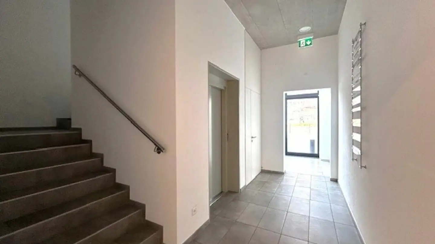 Spazio ufficio in affitto - Via Quatorta 8, 6533 Lumino - Photo 3