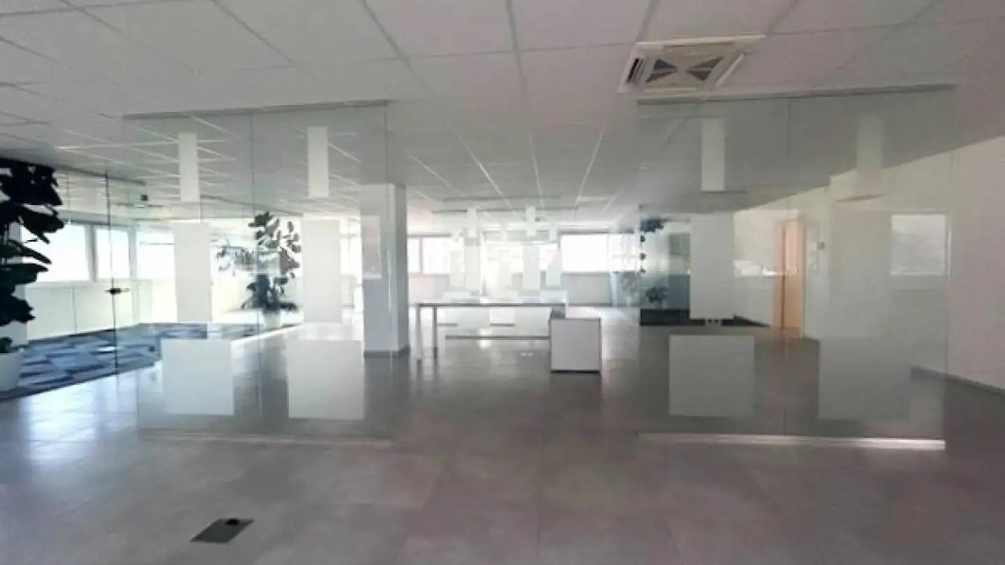 Spazio ufficio in affitto - Via Quatorta 8, 6533 Lumino - Photo 4