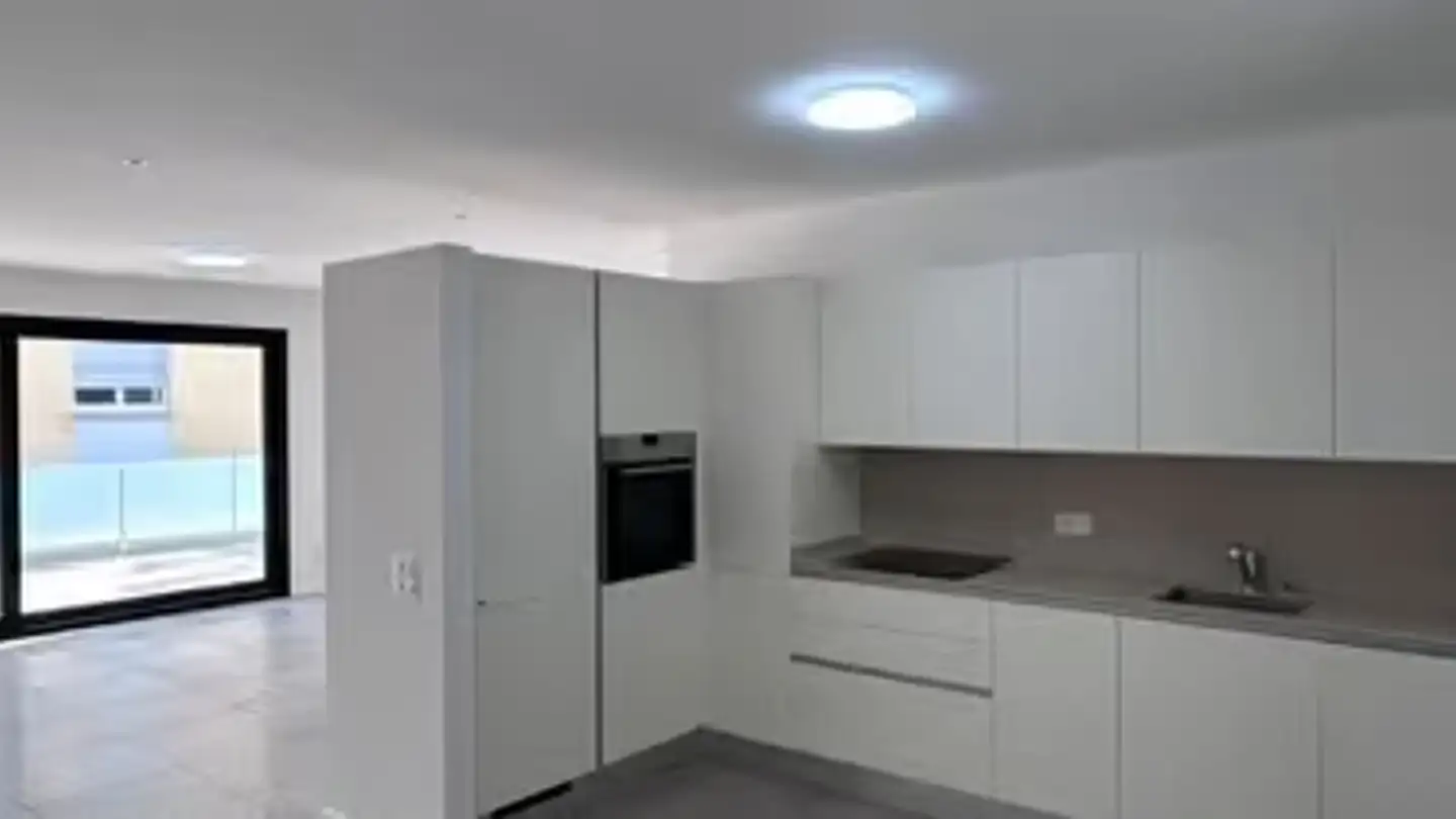Appartement à louer - Via Emilio Bossi 30b, 6830 Chiasso