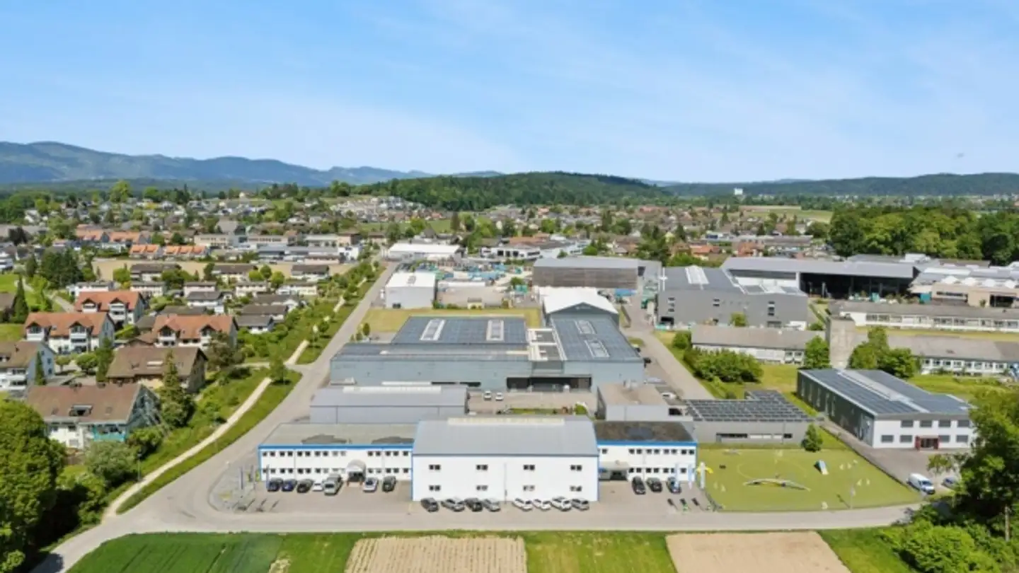 Grand magasin à vendre - Industriestrasse 30, 4912 Aarwangen