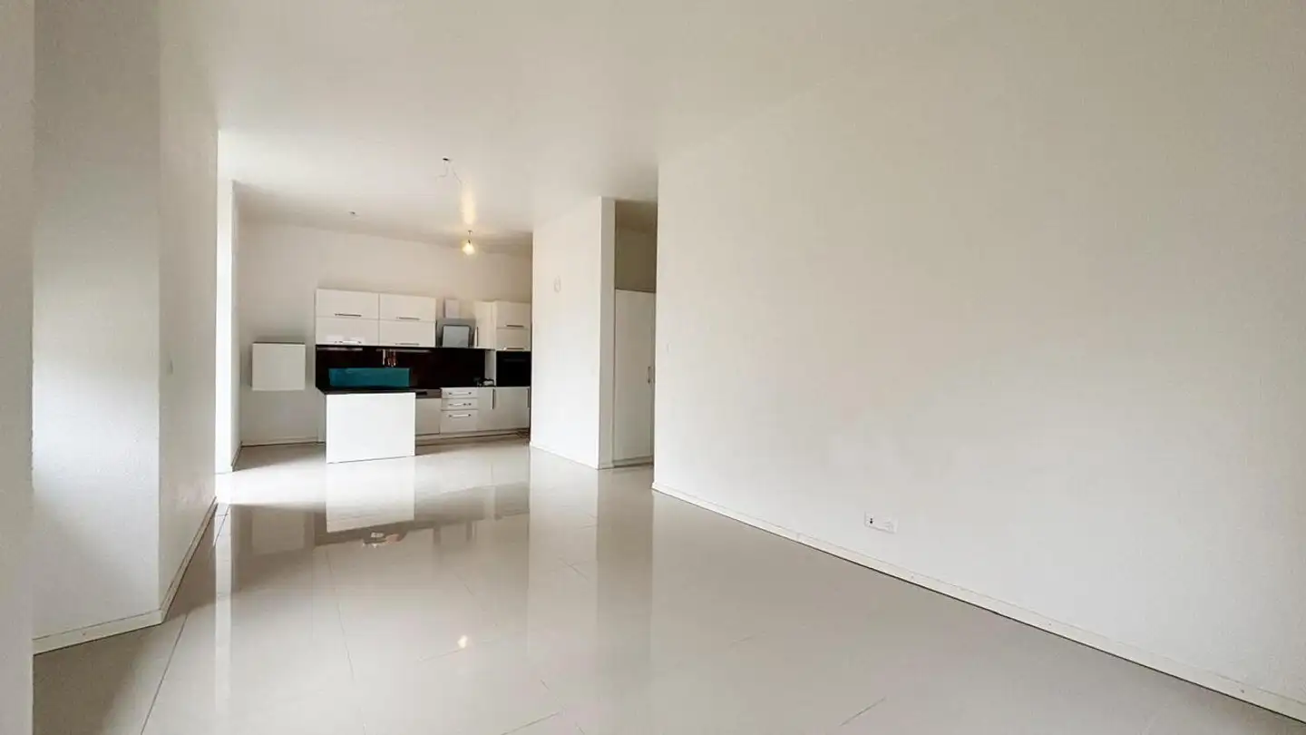 Wohnung mieten - Rue Saint-Gervais, 2108 Couvet - Foto 2