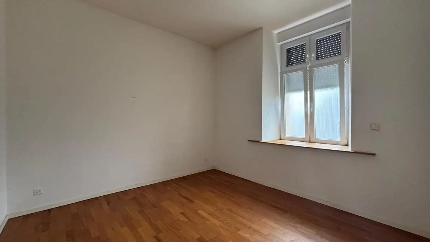 Wohnung mieten - Rue Saint-Gervais, 2108 Couvet - Foto 4
