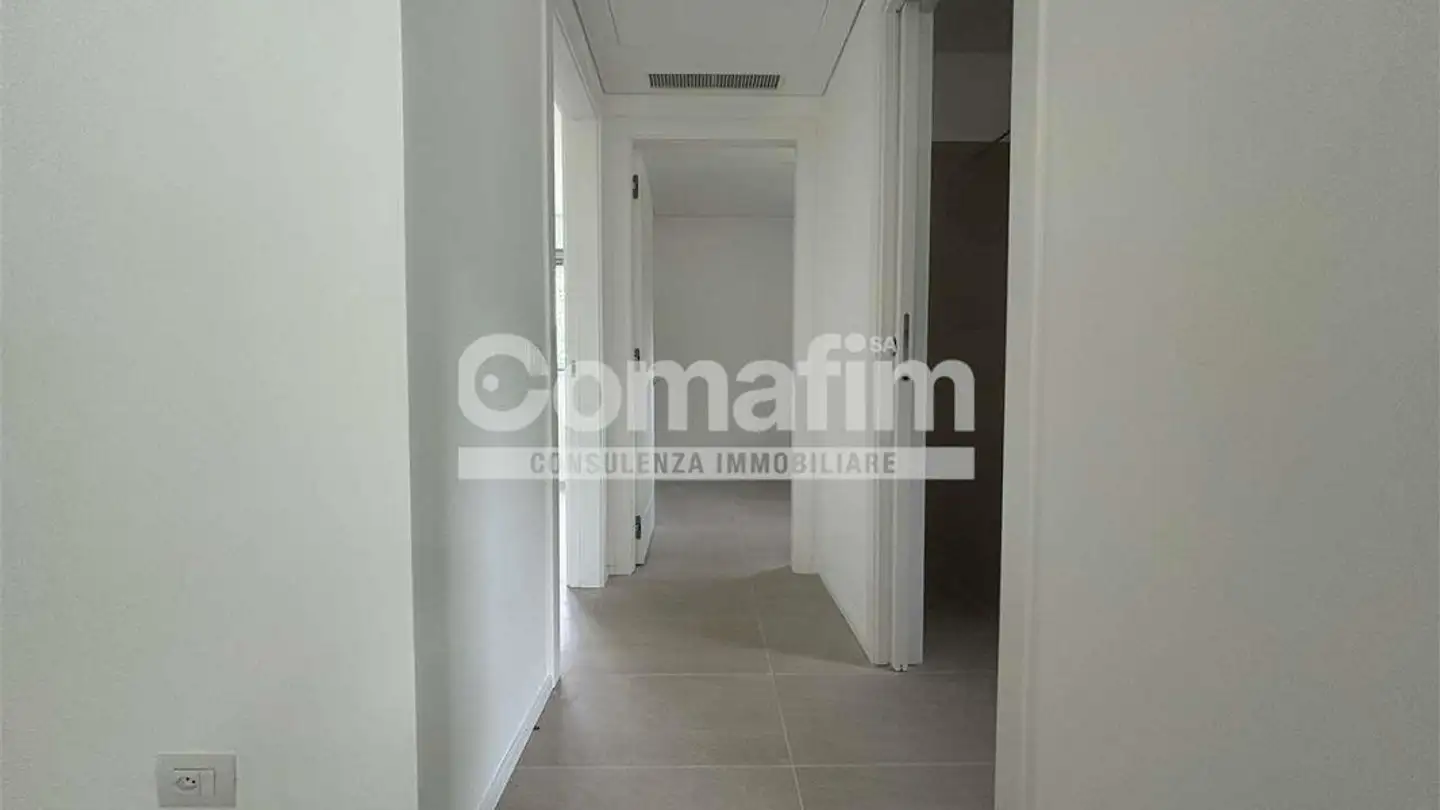 Apartment for rent - Via Belvedere, 6952 Canobbio - Photo 4