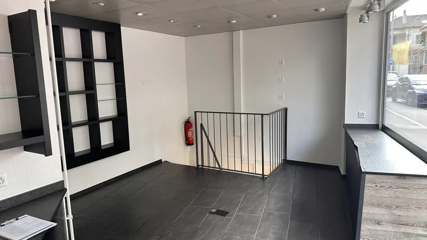Shop for rent - Bremgartnerstrasse 1, 8953 Dietikon - Photo 3