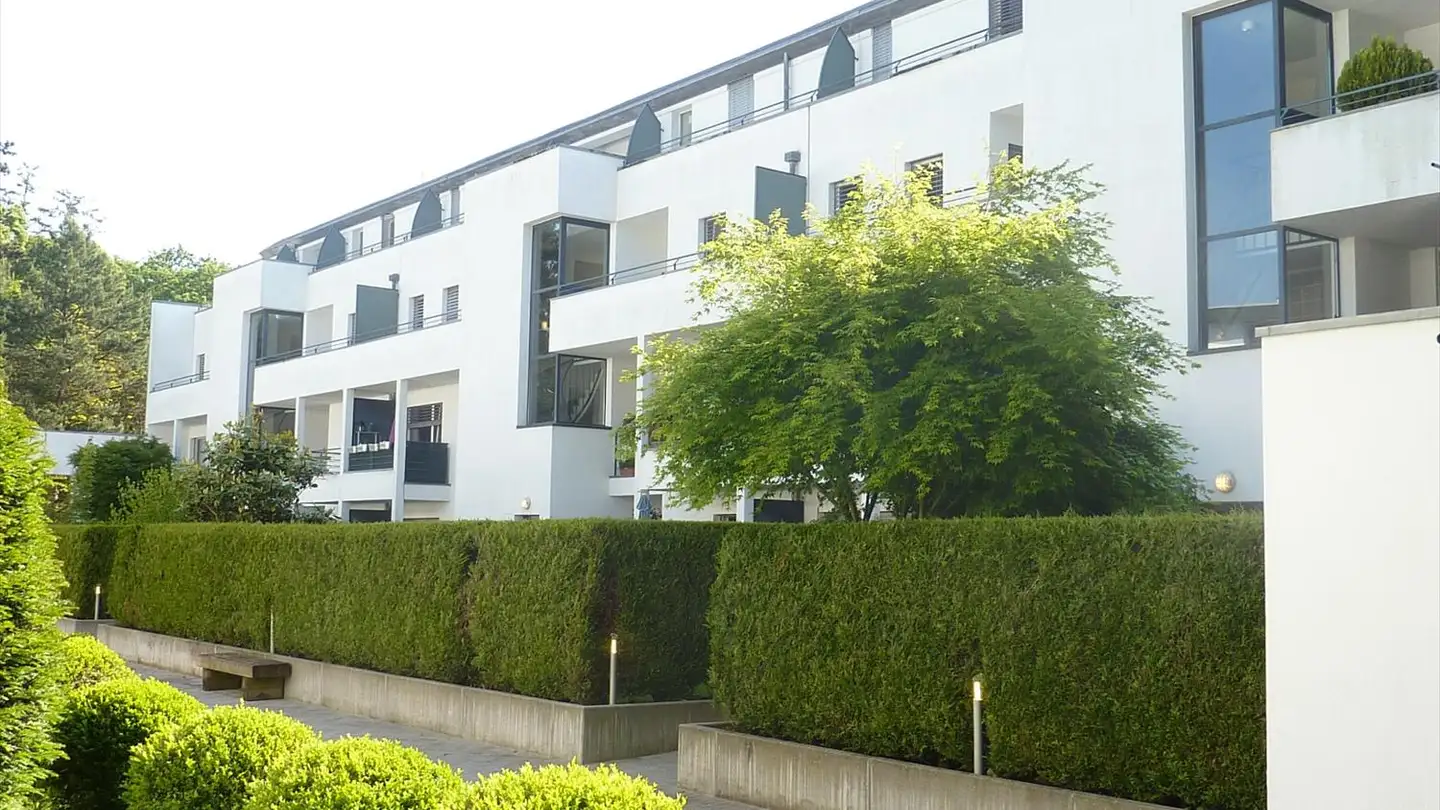 Single garage for rent - Route De Sauverny 11, 1290 Versoix