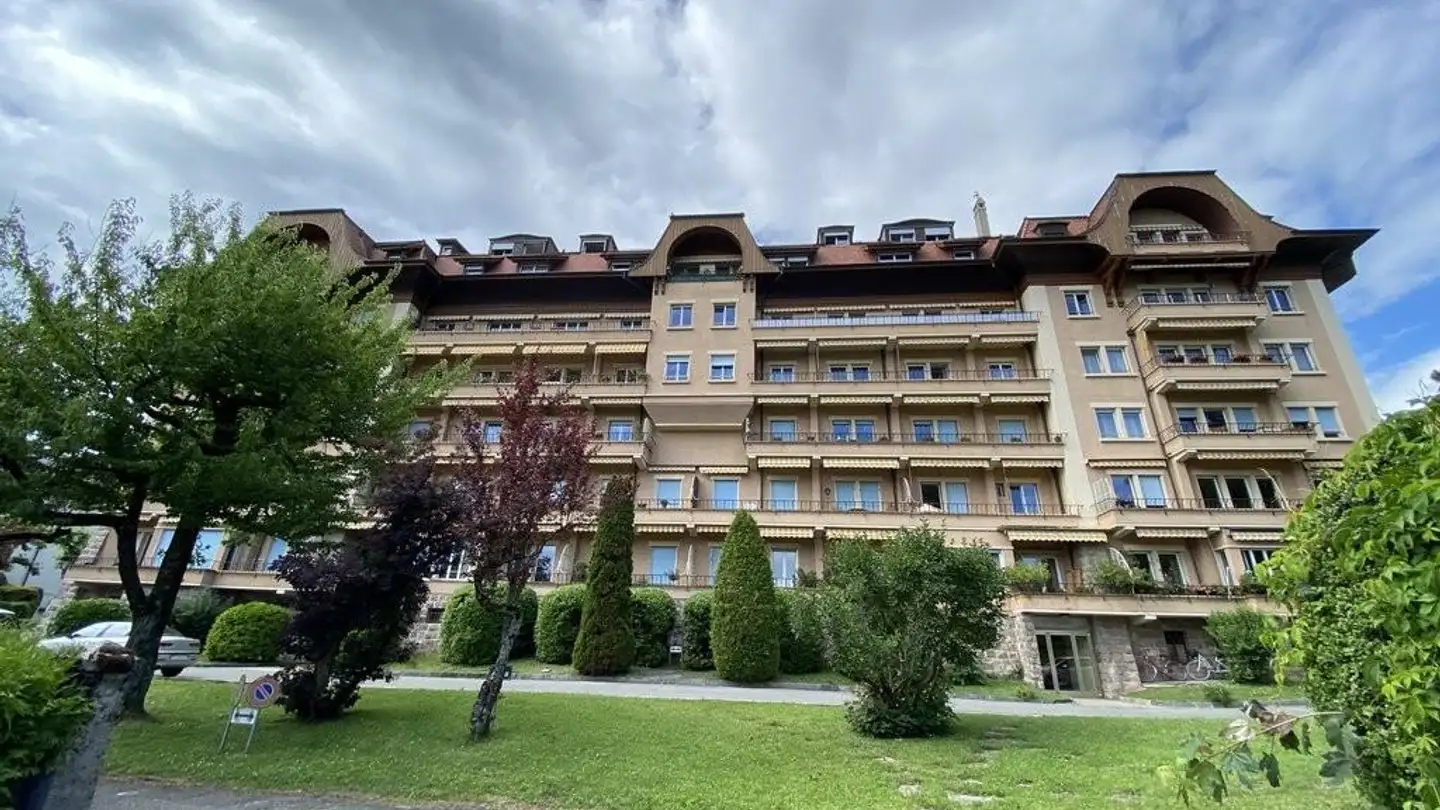 Single garage for rent - Avenue De Sully 92, 1814 La Tour-de-Peilz