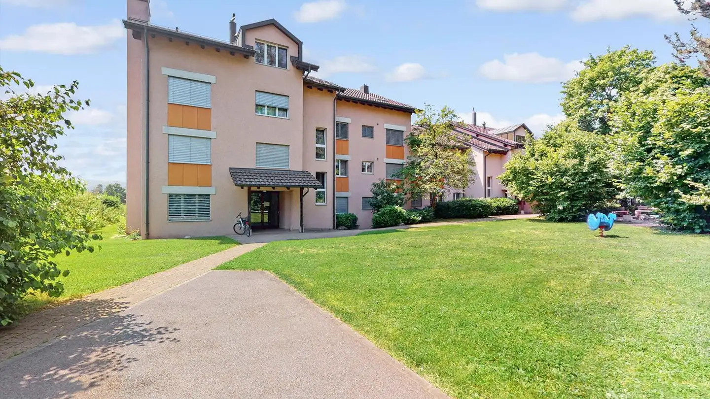 Appartement à louer - Einhardweg 6, 8603 Schwerzenbach