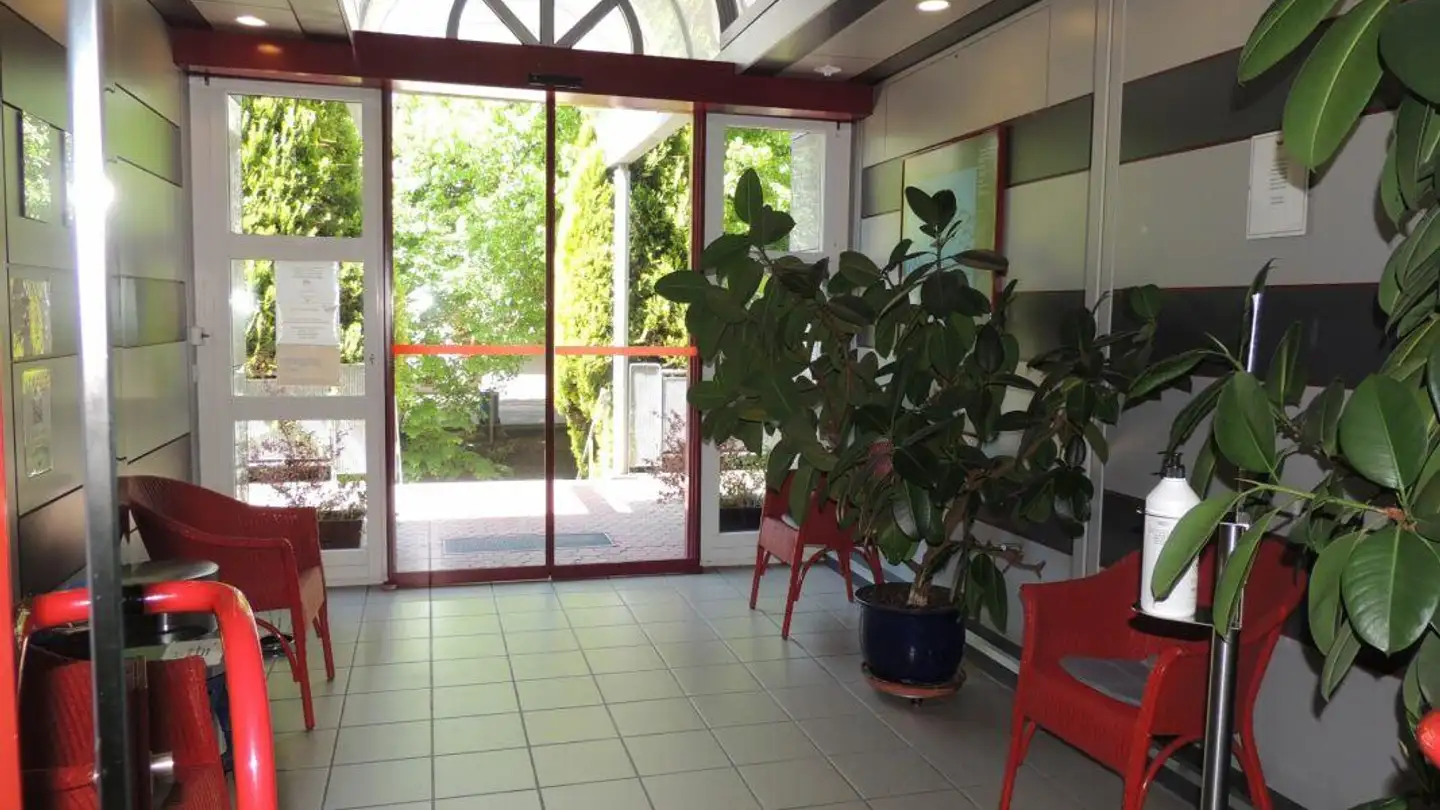 Spazio ufficio in affitto - Via Aeroporto 1, 6982 Agno - Photo 4