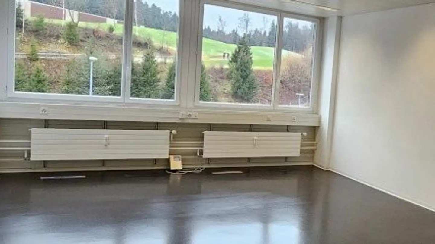 Bürofläche mieten - Tunnelstrasse 5, 8732 Neuhaus SG