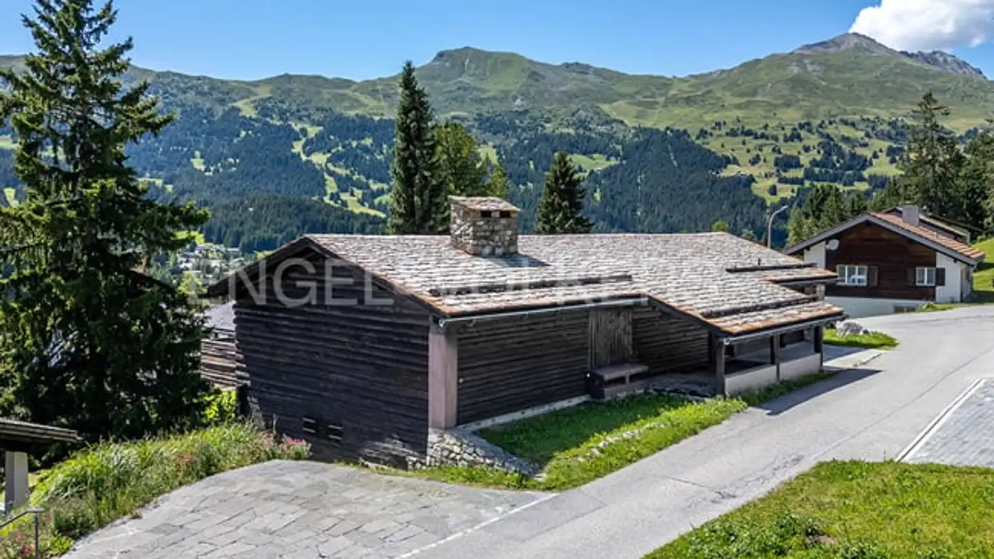 Einfamilienhaus kaufen - 7078 Lenzerheide/Lai
