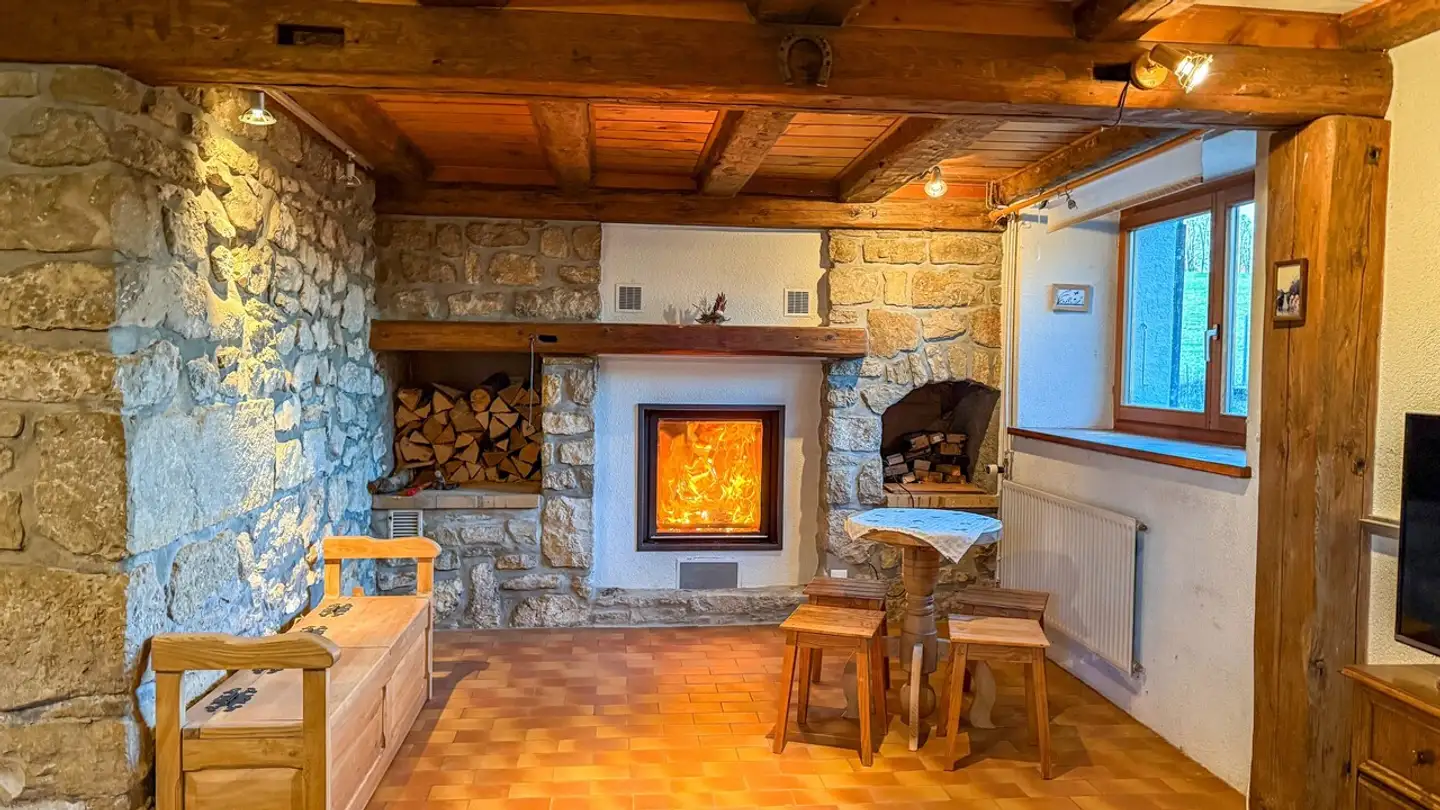 Maison jumelle à louer - Chez Maurice-Dessous 10, 2116 Mont-de-Buttes - Photo 3