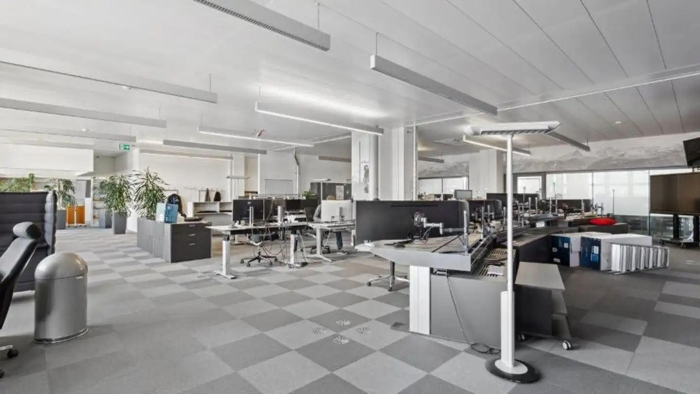 Gewerbe mieten - Ostermundigenstrasse 99, 3006 Bern - Foto 2