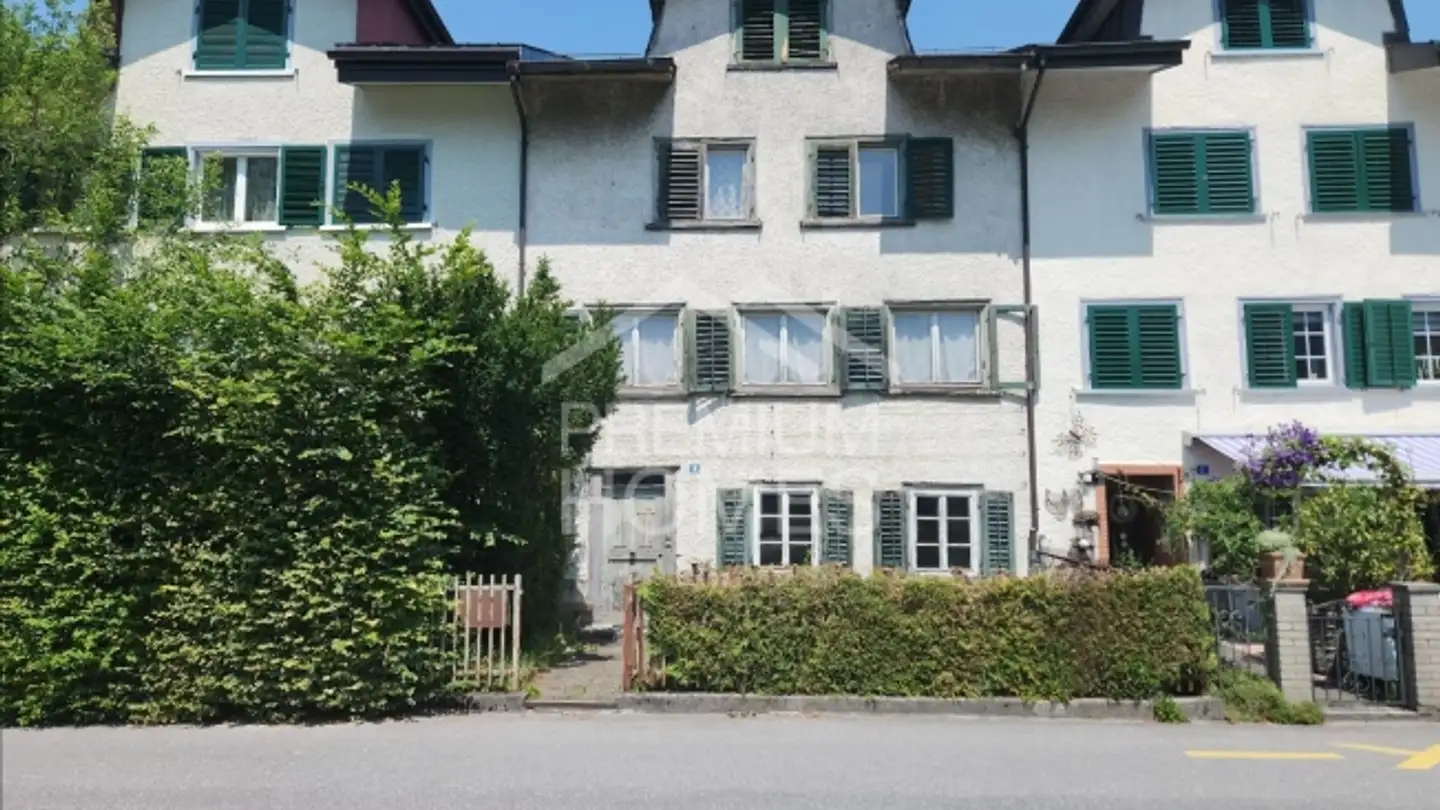 Row house for sale - 8753 Mollis