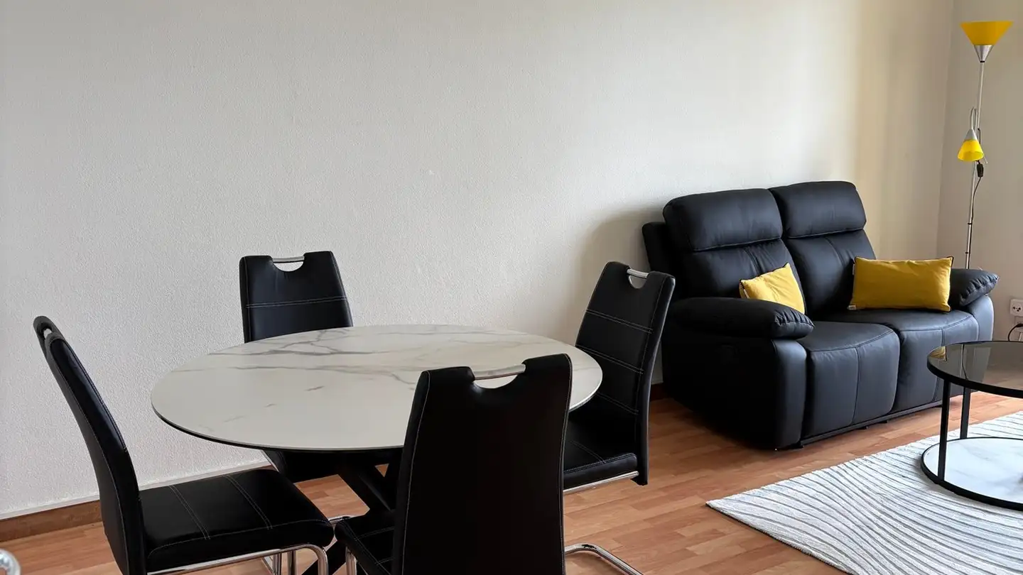 Apartment for rent - 2000 Neuchâtel - Photo 2
