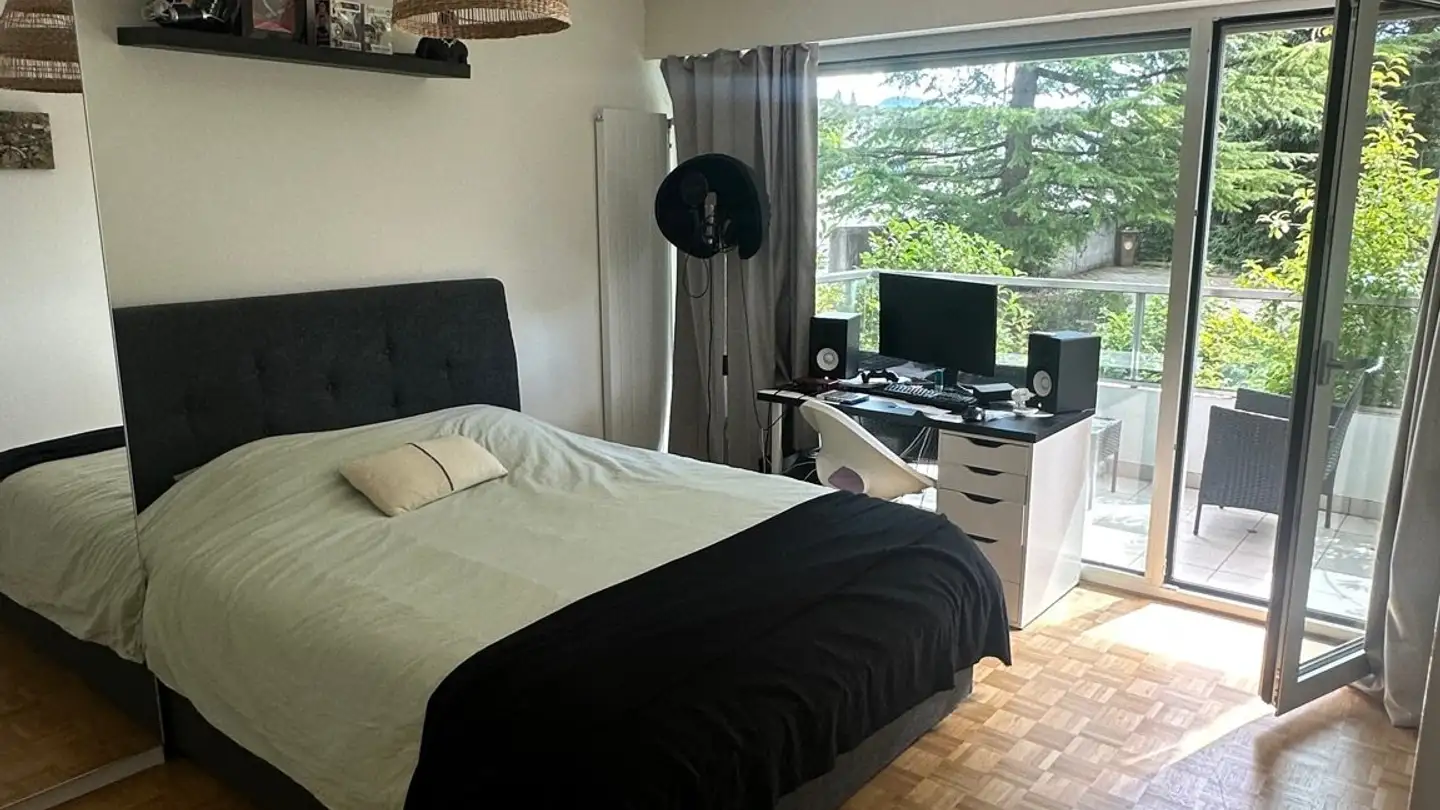 Chambre à louer - Avenue De Rochettaz, 1009 Pully