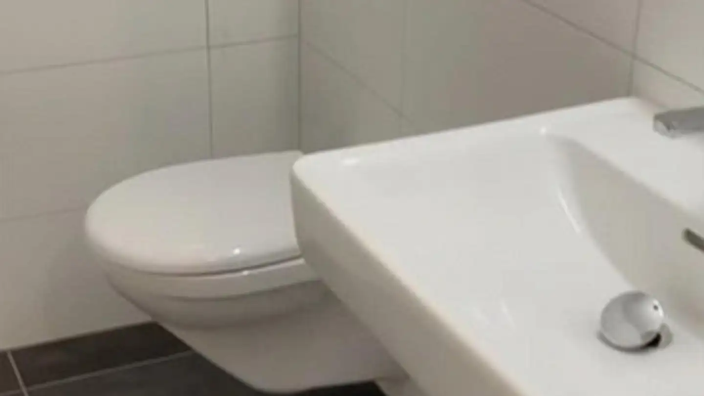 Appartement à louer - Gassa Sutò 50b, 7013 Domat/Ems - Photo 3